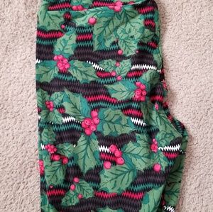 LulaRoe OS Christmas Leggings